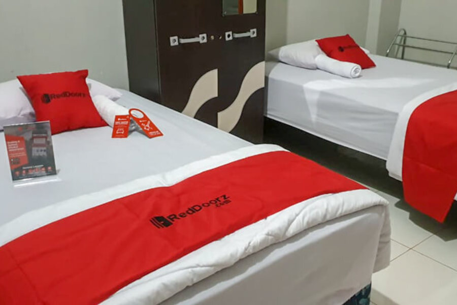 Мамуджу: Formerly RedDoorz@ Hotel Yaki Mamuju