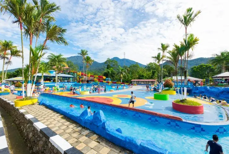Паданг-Панджанг: Mifan Water Park & Resort