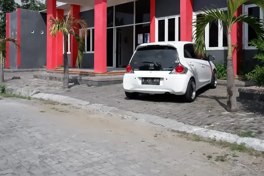 Мадиун: Artayya Puri Homestay RedPartner