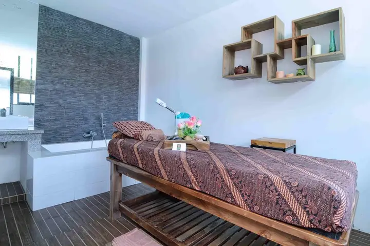 Кунинган: De Jehan s Hotel