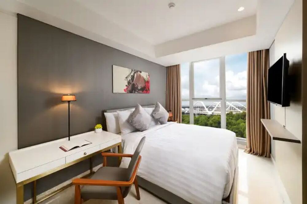 Джакарта: Two-bedrooms, Oakwood Apartments Pik Jakarta