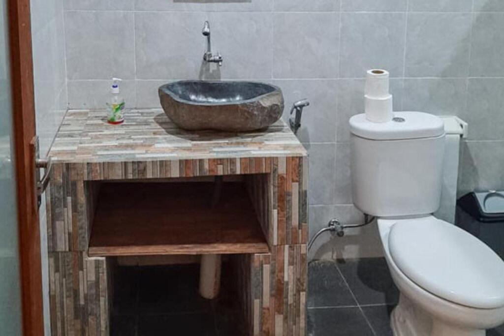 Пекату: Padang Padang Sari Guest House Bali RedPartner