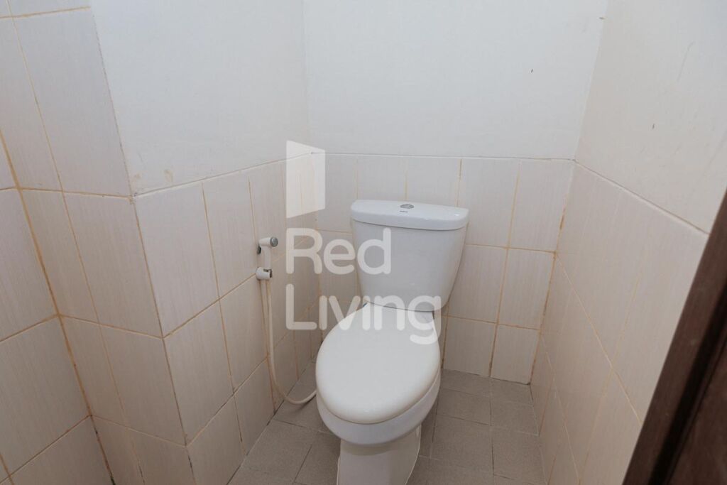 Южный Тангеранг: RedLiving Apartemen Easton Park Serpong
