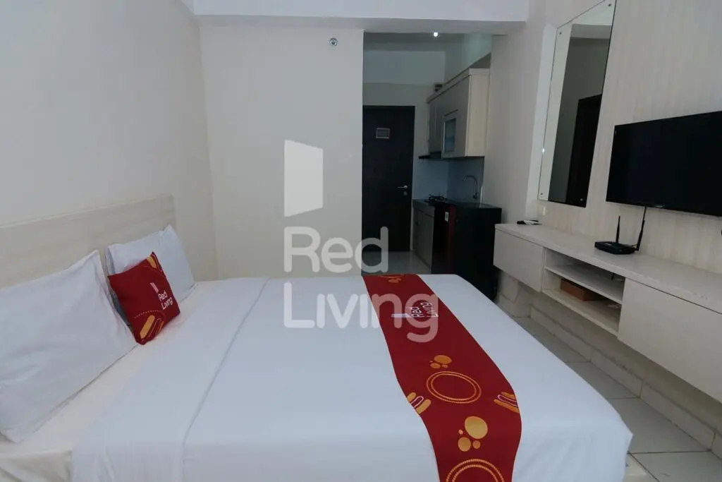 Южный Тангеранг: RedLiving Apartemen Easton Park Serpong