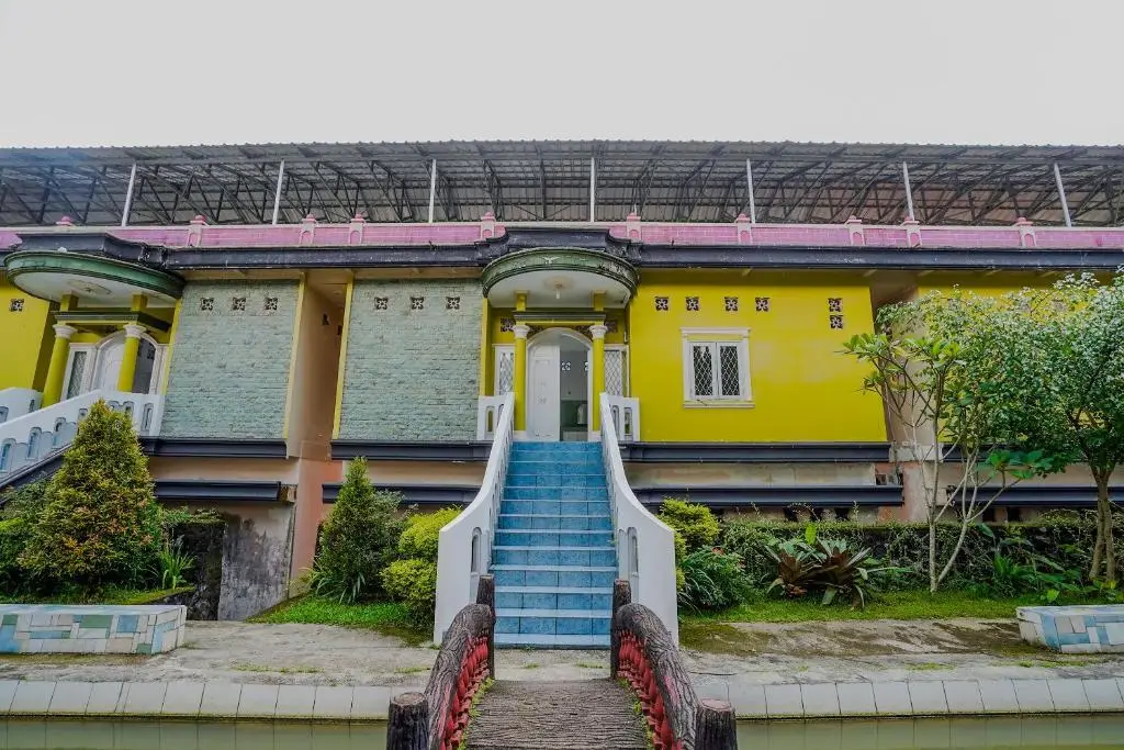 Чианджур: RedDoorz Plus near Tapal Kuda Cugenang Cianjur