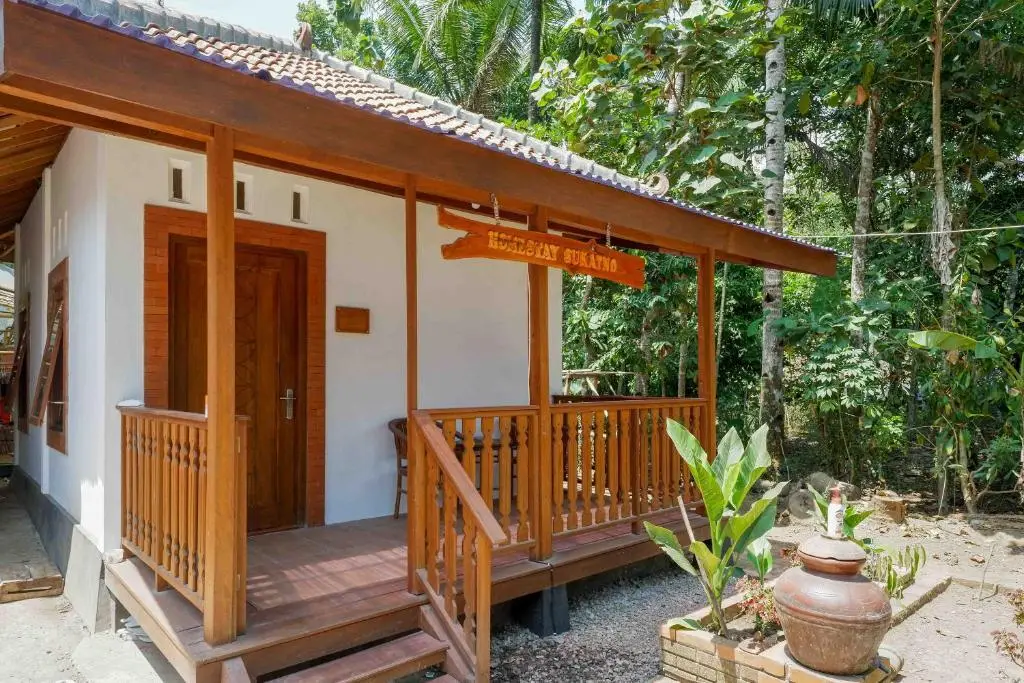 Боробудур: Roemah Beong Syariah at Desa Wisata Kembanglimus
