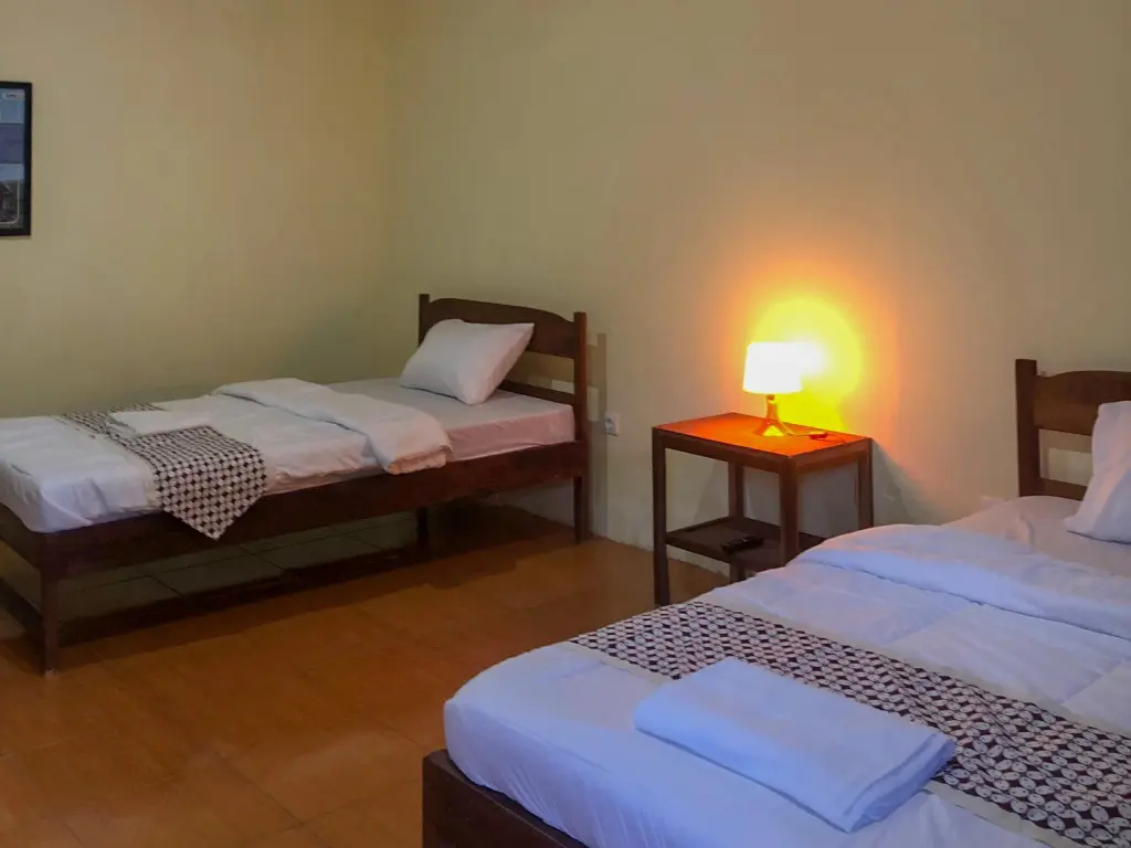 Боробудур: Omah Ngasinan Syariah at Desa Wisata Kembanglimus