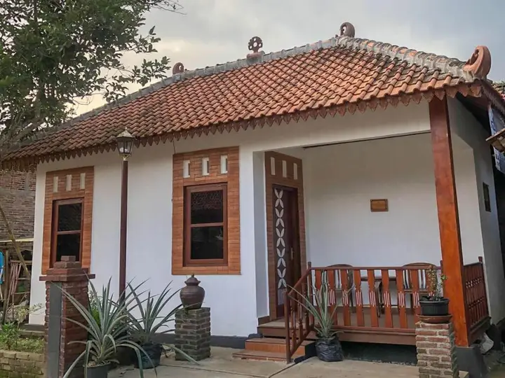 Боробудур: Omah Ngasinan Syariah at Desa Wisata Kembanglimus