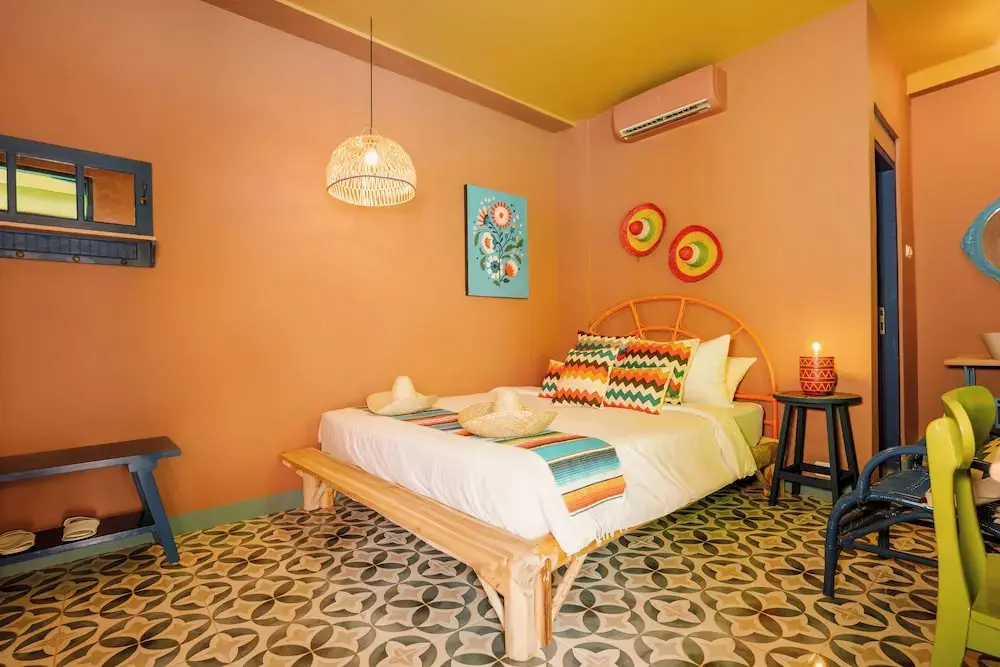 Джокьякарта: Por Aqui Stay & Dine