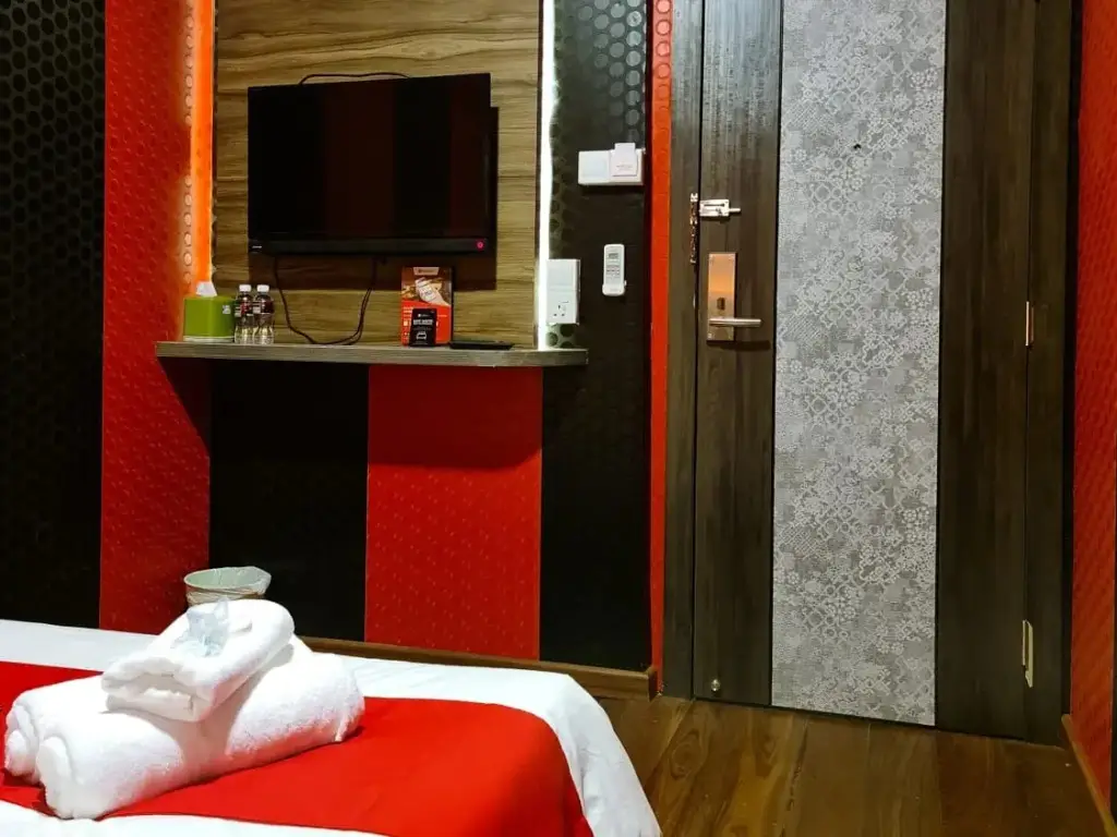 Батам: RedDoorz Plus near Nagoya Hill Batam 6