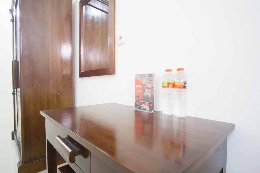 Матарам: RedDoorz @ Bale Eja Syariah Senggigi
