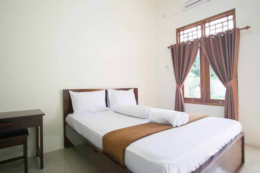 Матарам: RedDoorz @ Bale Eja Syariah Senggigi