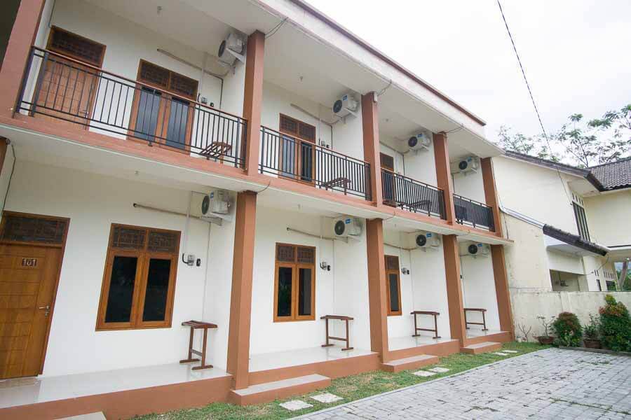 Матарам: RedDoorz @ Bale Eja Syariah Senggigi