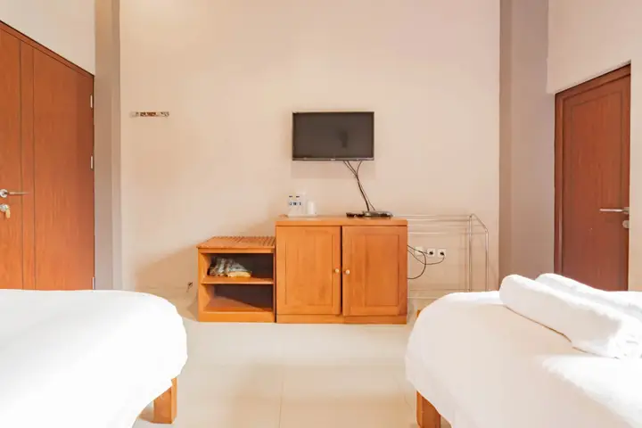 Сизаруа: Urbanview Hotel Syariah Insani Cisarua Puncak