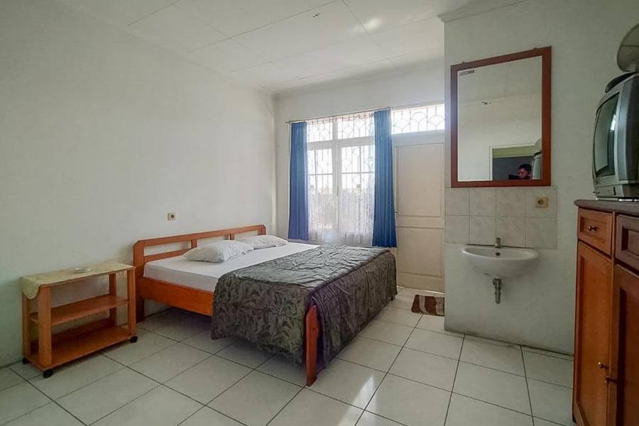 Сизаруа: Pall Inn Puncak RedPartner