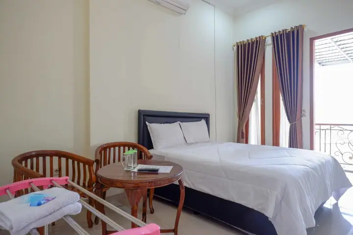 Депок: Ratmono House Syariah Yogya RedPartner