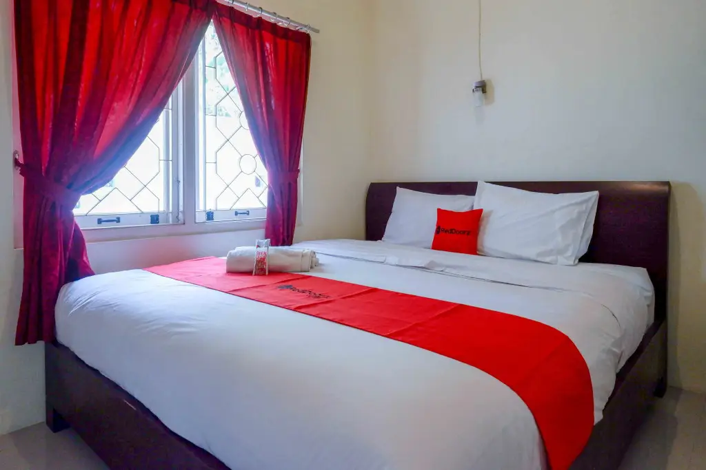 Депок: RedDoorz near Institut Pertanian Yogyakarta