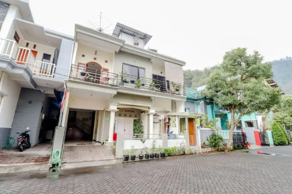 Бату: Villa Pramudya