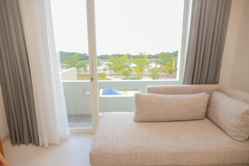 Рембанг: Pollos Hotel & Galerry Rembang