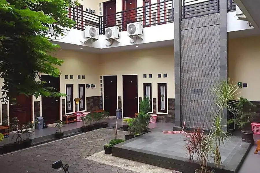 Тегал: Shafira Residence Syariah