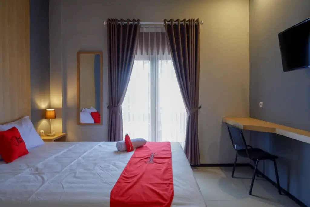 Тегал: RedDoorz Syariah @ Jalan Sultan Agung Tegal