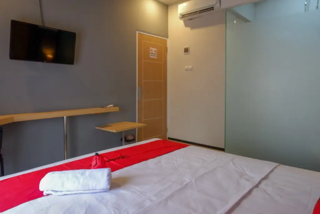 Тегал: RedDoorz Syariah @ Jalan Sultan Agung Tegal