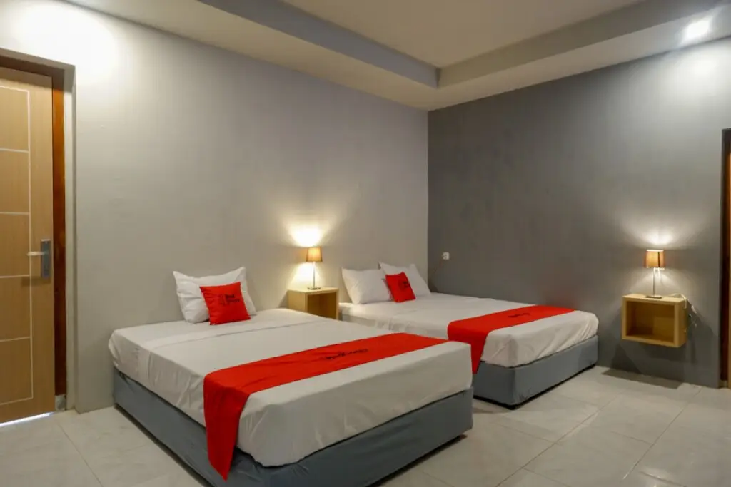 Тегал: RedDoorz Syariah @ Jalan Sultan Agung Tegal