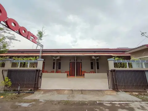 RedDoorz Syariah near Exit Tol Pemalang Comal 2 — фото 1