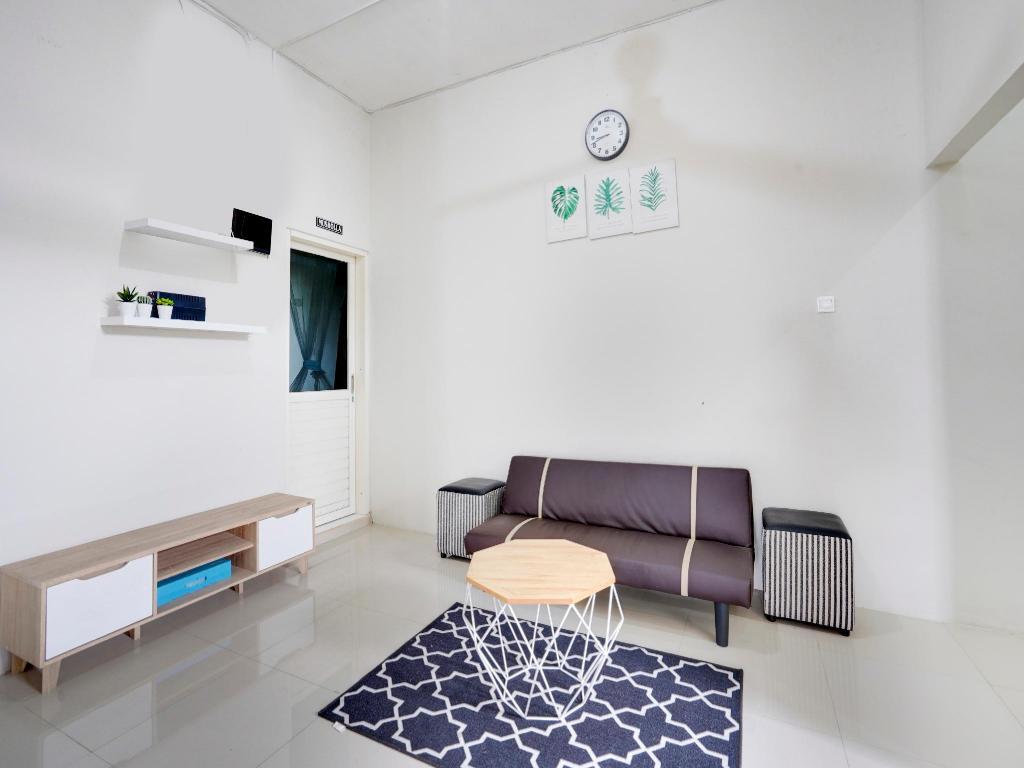 Ламонган: OYO 3705 Orchid Family Residence