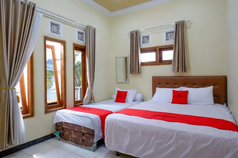 Вонособо: RedDoorz near Desa Wisata Tambi Dieng