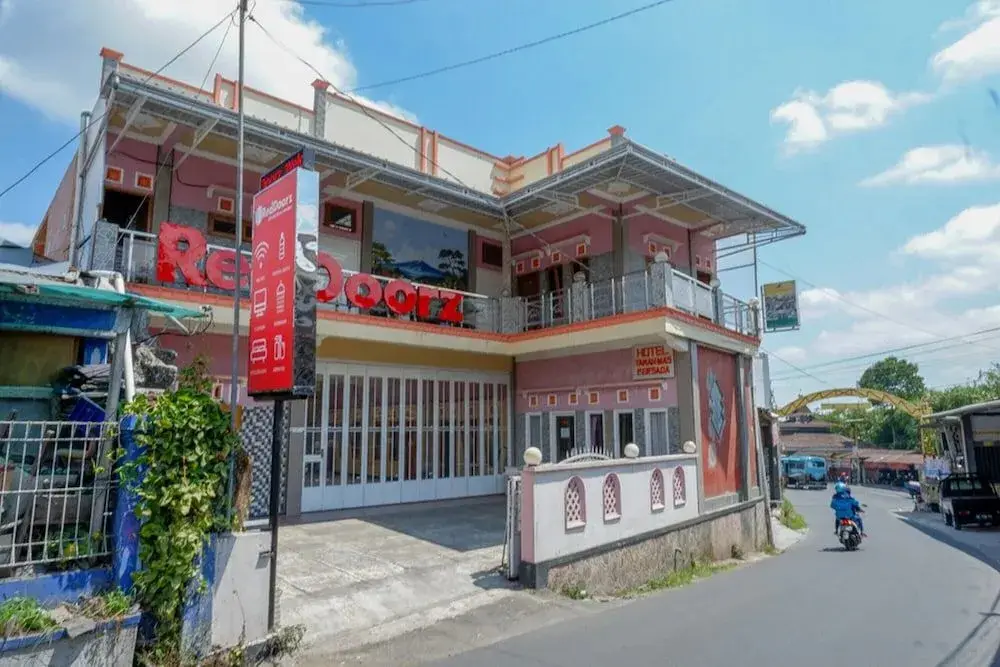 Вонособо: RedDoorz near Desa Wisata Tambi Dieng