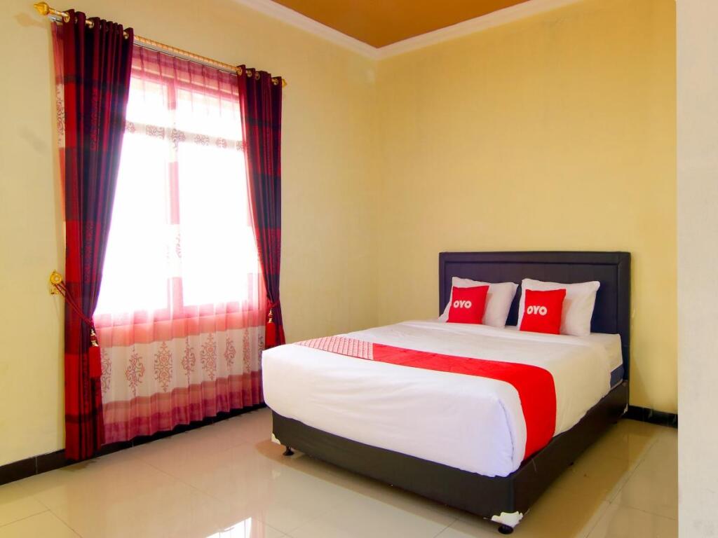 Караганьяр: OYO 2162 Pondok Wisata Sri Widodo