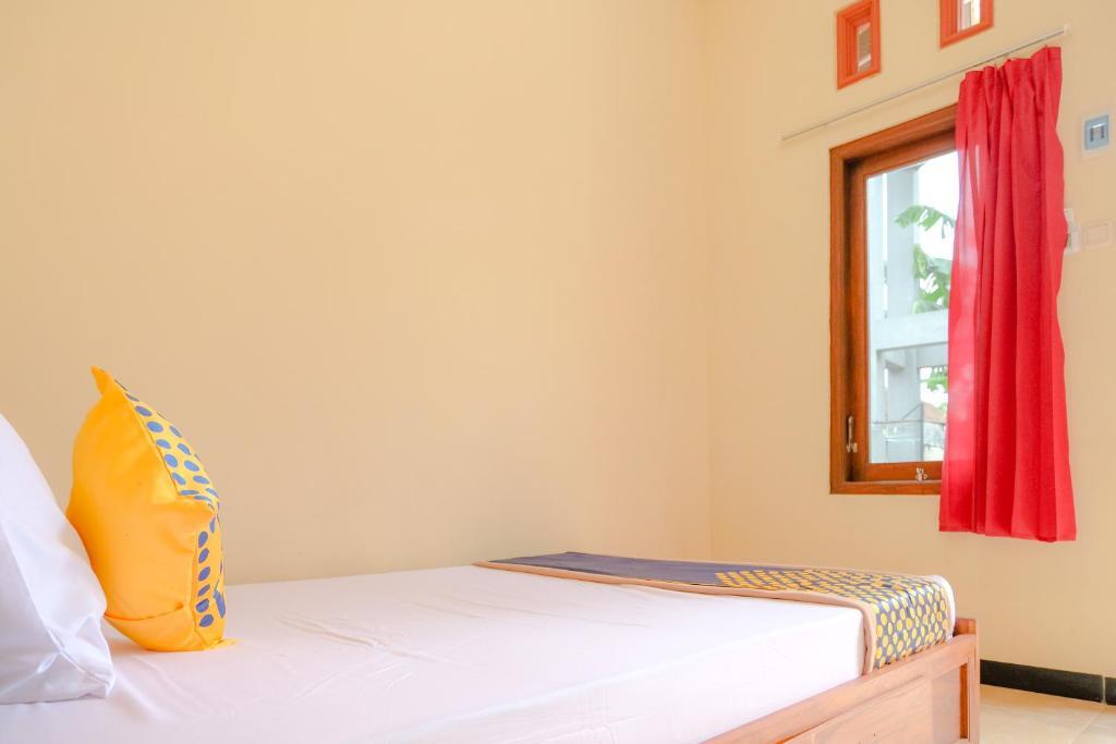 Блитар: OYO 2826 Panderman Residence