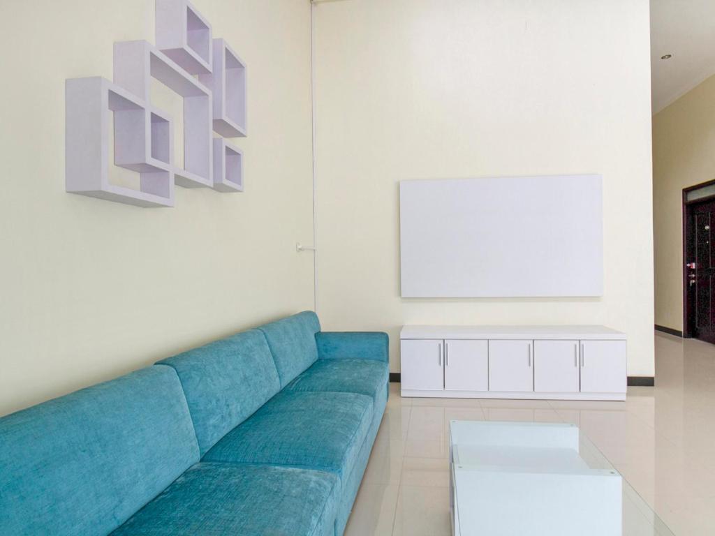 Блитар: OYO 2753 Irma's Residence