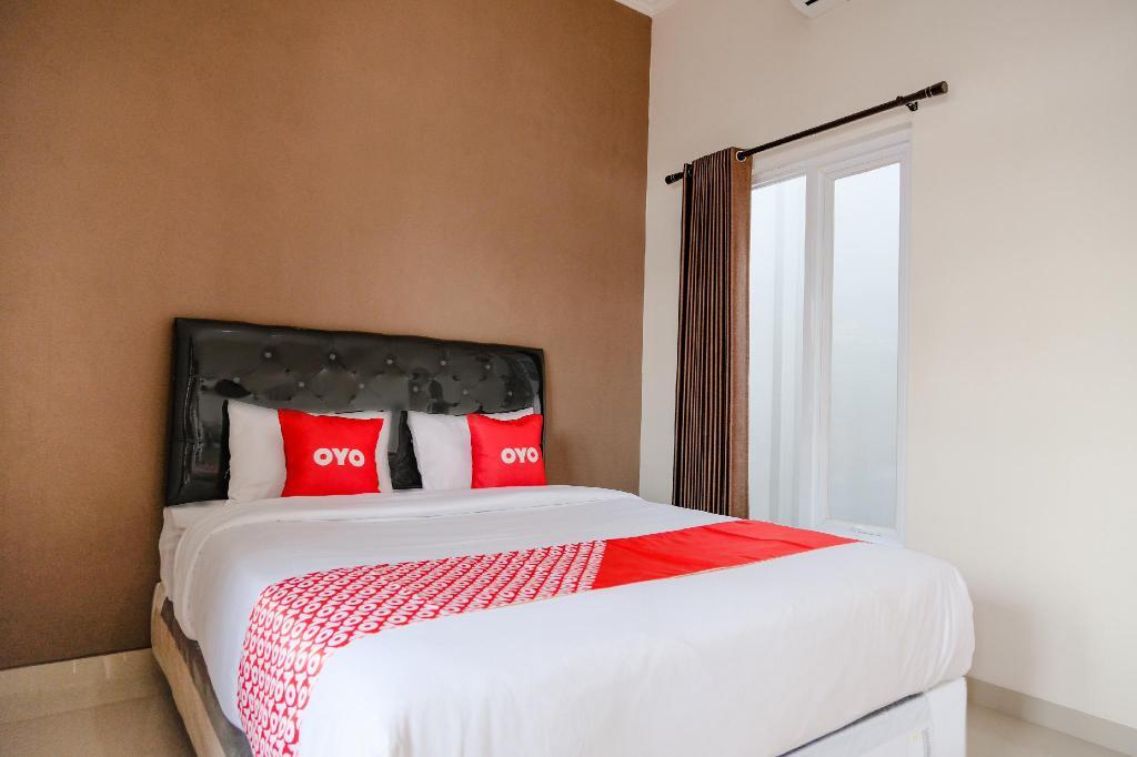 Тулунгагунг: OYO 2140 Hs Residence