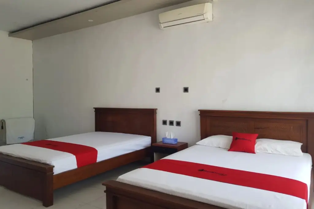 Мароак: RedDoorz near Pantai Timba Batu Lombok