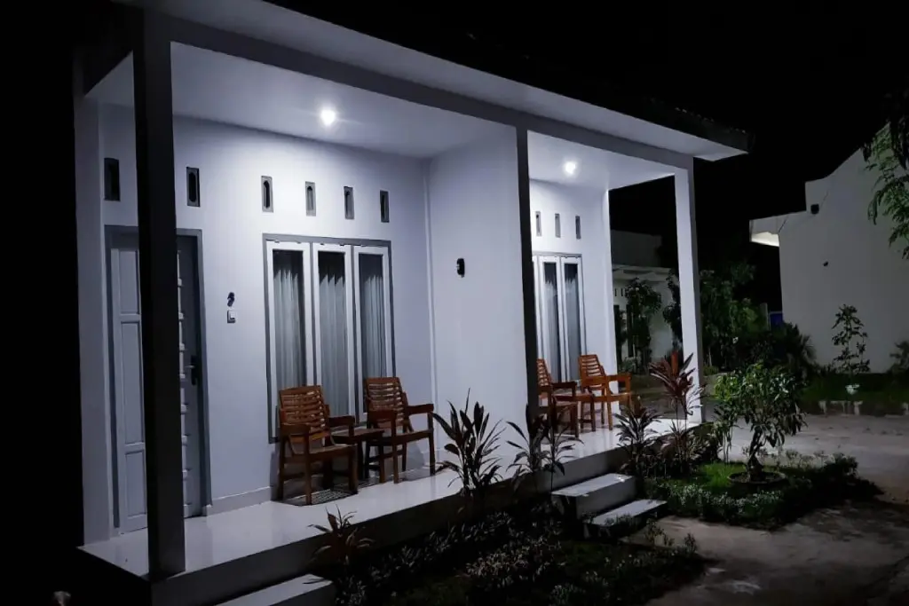 Мароак: RedDoorz near Pantai Timba Batu Lombok
