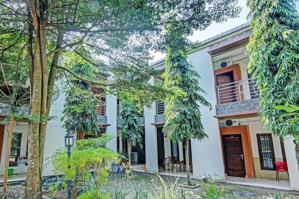 OYO 90476 Iksan Homestay Syariah — фото 1