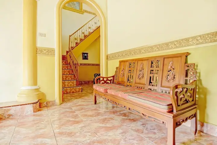 Прабумулих: OYO 90307 Fj Alfaeyza Kost