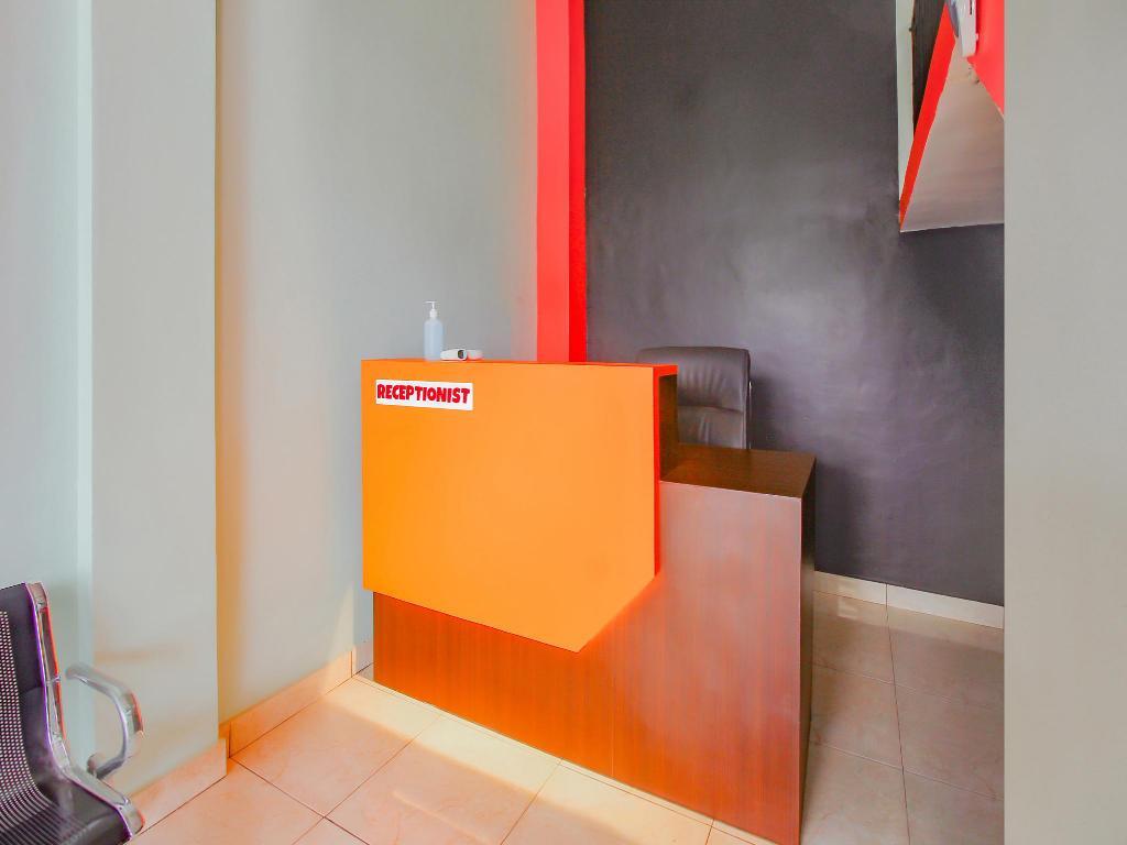 Прабумулих: OYO 90063 Silver Homestay Syariah