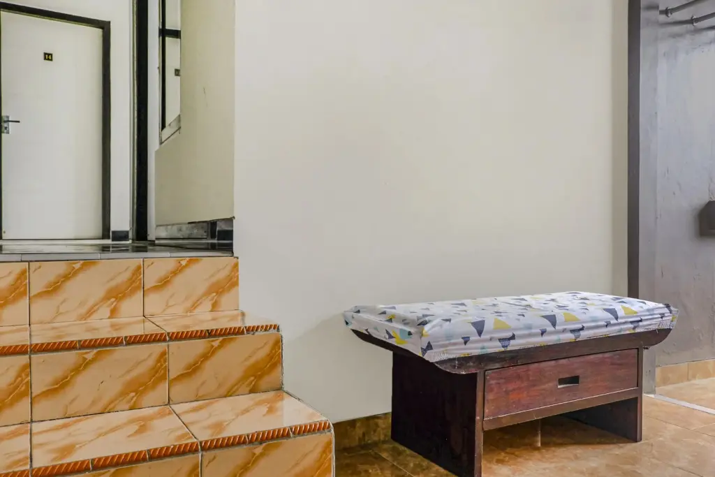 Нганджук: SPOT ON 2723 Gatsu Kost