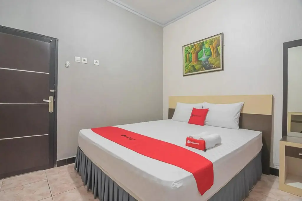 Пенаджам: RedDoorz Syariah near Taman Rozeline Penajam