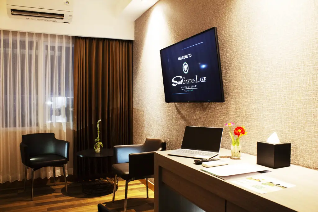 Сентани: Suni Garden Lake Hotel and Resort Managed by Parkside