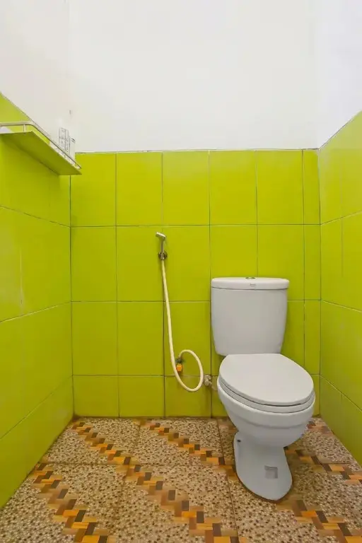 Метро: OYO 1804 Guest House Oema'h Opa
