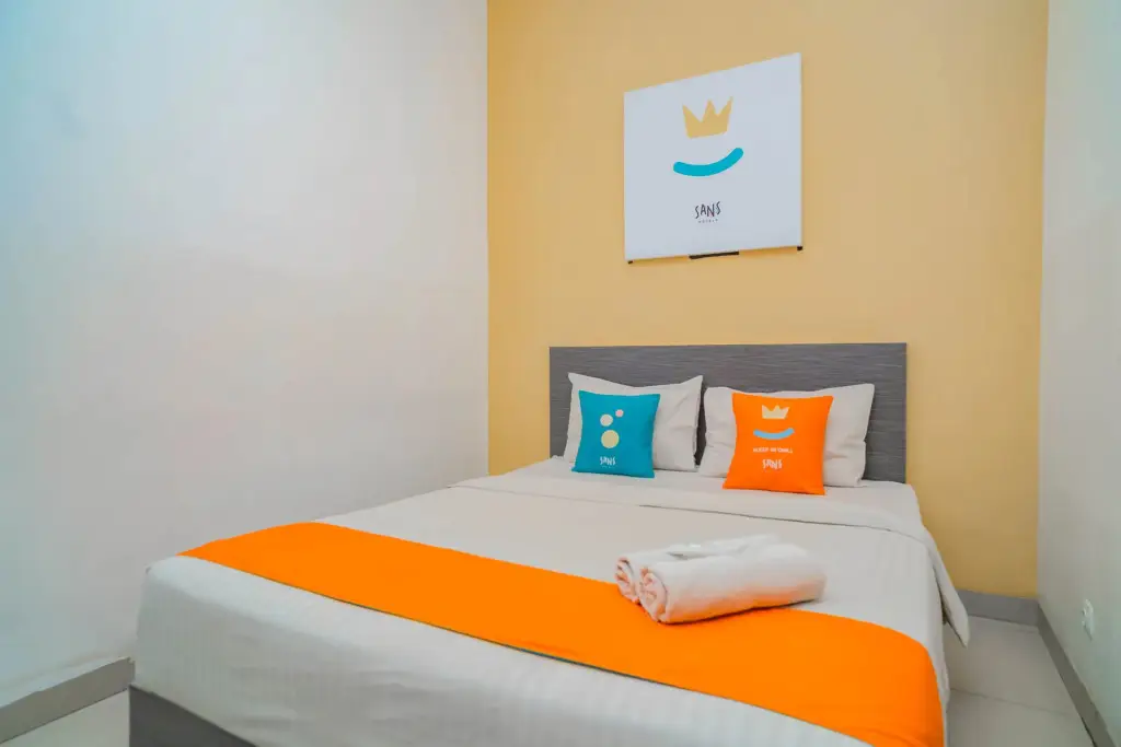 Чиребон: Sans Hotel Widarasari Cirebon