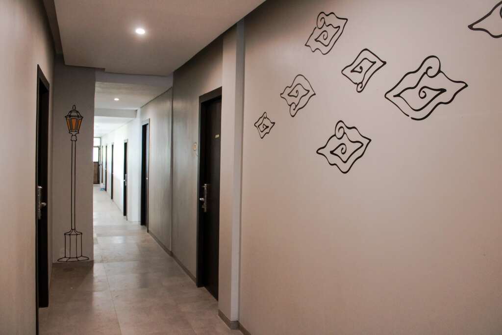 Кудус: Sunrise Hotel Kudus