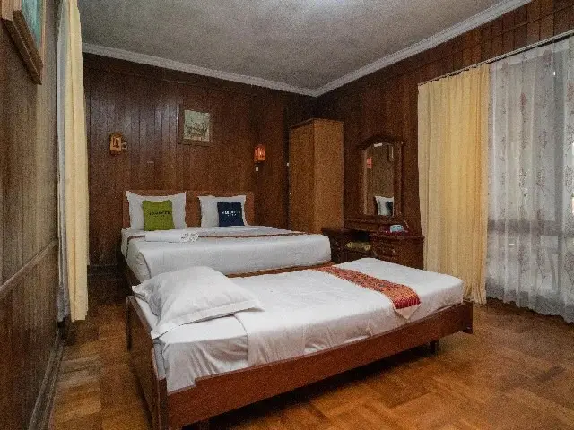 Травас: Urbanview Resort Tretes