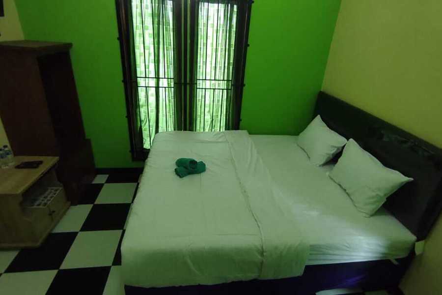Кебумен: RedDoorz near RSUD Kebumen 2