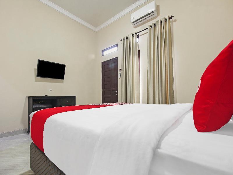 Кайю Агунг: OYO 90280 Wisma Sentosa