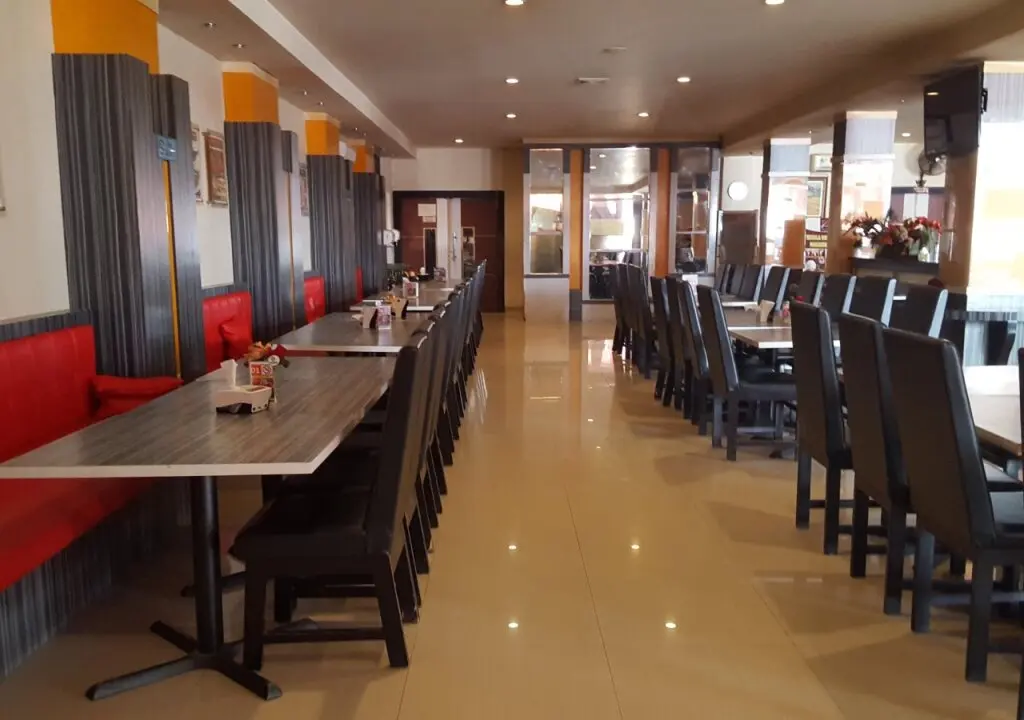 Макассар: OYO 3936 Hotel Trisula Makassar